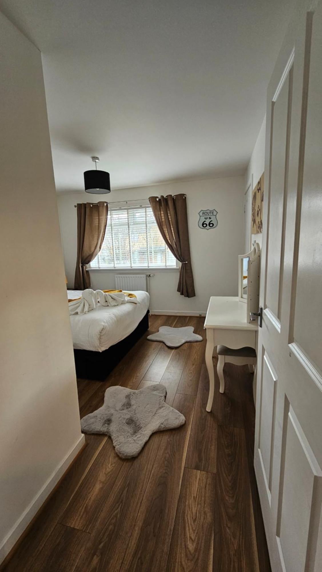 Silverburn New House With Free Parking And Nice Garden Glasgow Dış mekan fotoğraf
