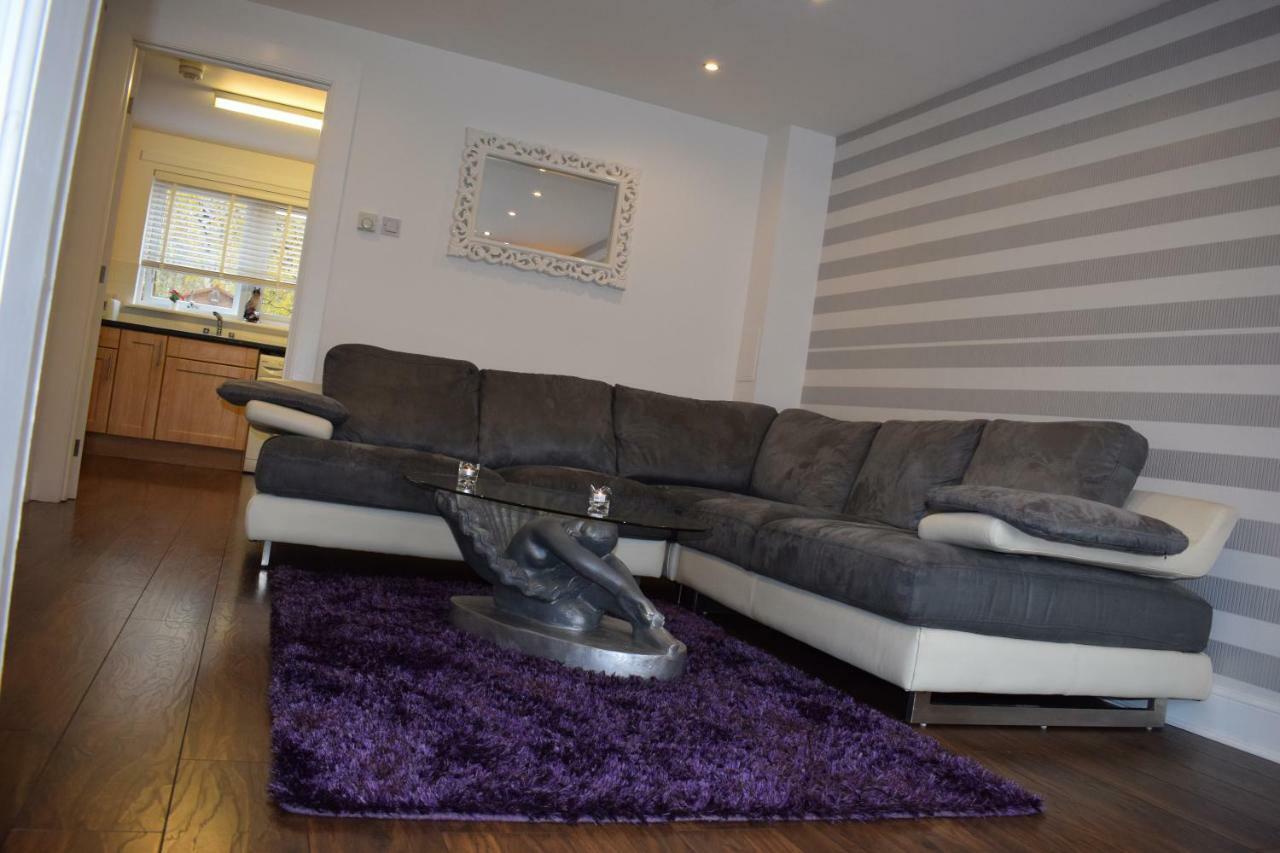 Silverburn New House With Free Parking And Nice Garden Glasgow Dış mekan fotoğraf